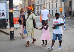 bez úsmevu