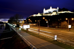 Hrad a jeho bratislava