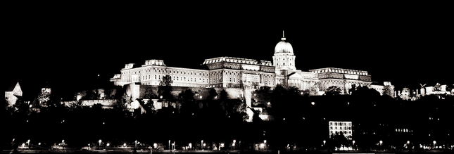 Prechadzka nocnou Budapestou