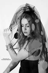 DOTS / BODKY BW