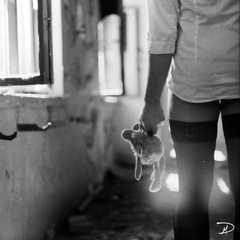 Žena je ako diamant. Silná, ale