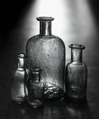 sklenené fľašky