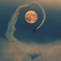 Let okolo Mesiaca...