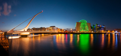 Večerní Dublin.