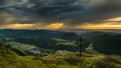 Zmrákalo sa nad Strážovom