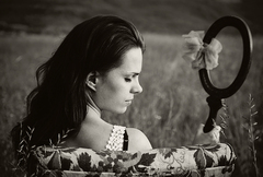 odvaretna tvar....od zrkadla...