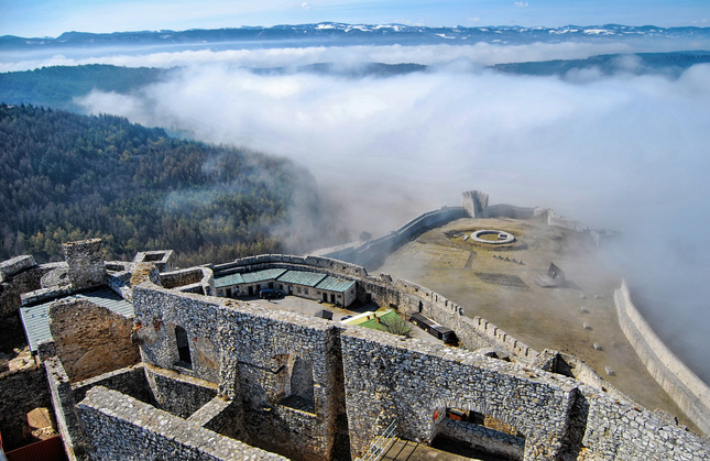 pohľad z veže Spišského hradu