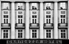 Okná hotela Crandezza