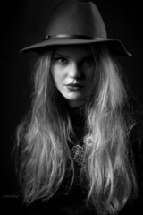 Portrait of redhead girl II.