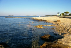 rano na brehu