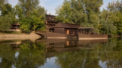 Zrkadlenie na lodnom mlyne