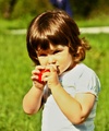 red apple