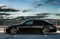 Nad M5 sa zmráka...