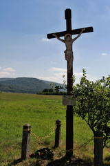 Kríž pri ceste
