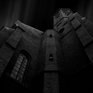 Súmrak nad  kostolom