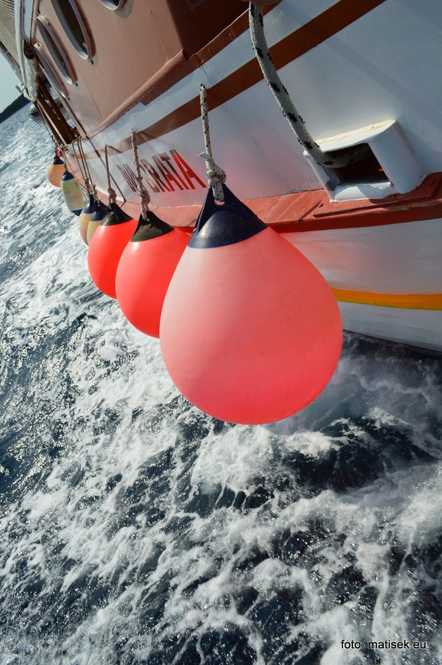 Balóny na lodi
