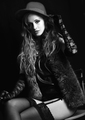 b&w
