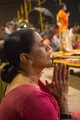 Modliaca sa žena - Ganga Aarti