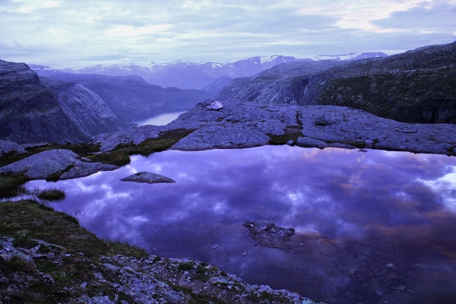 Noc pri Trolltunge