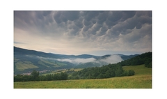 Mammatus clouds