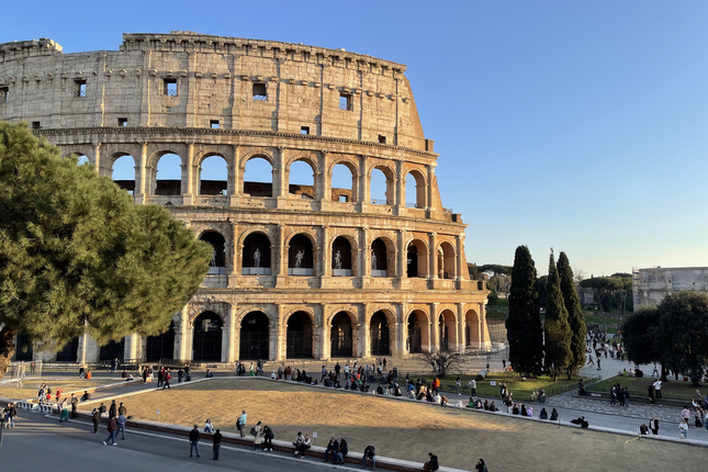 ... Colosseum ...