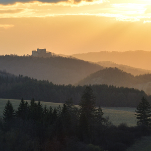Scenéria s Lietavským hradom