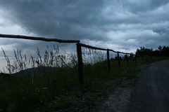 Chmúra nad priepasťou