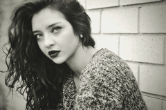 B&W