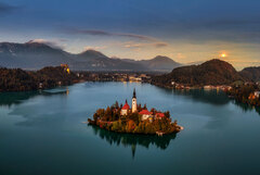 Bled s Mesiacom
