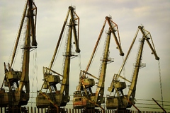 "Starí a unavení" - ale stále už