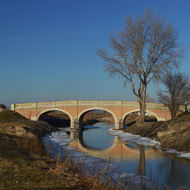 Most na konci zimy