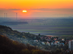 Uz sa sklana