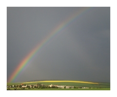 Farby dúhy v krajine