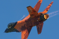 F-16