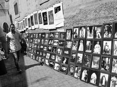 -street gallery-