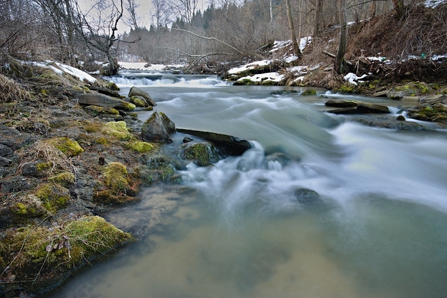 a rieka tečie