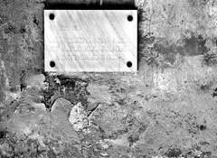 ochrana nahlavu postavena