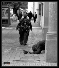 blízki - vzdialení