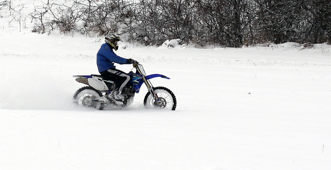 Snow rider