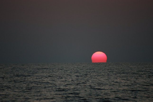 Západ slnka na mori