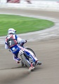 Full gas zo zatáčky