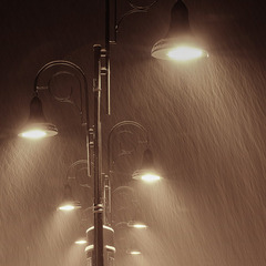 pod lampami...