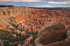 Sunrise in Bryce Canyon