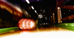 BOWLING