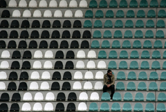 na stadione