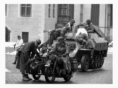 1945