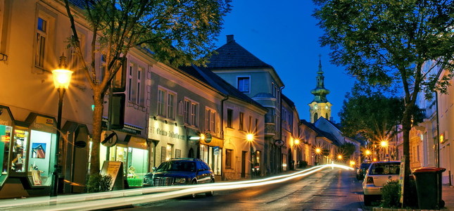 Večer v Hainburgu