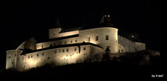 Krásna Hôrka by night