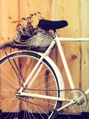 Nájdené zátišie s bicyklom.