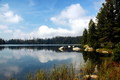 v krajine zrkadiel